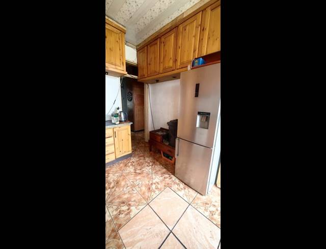 2 BEDROOM APARTMENT FOR SALE IN VANDERBIJLPARK CW 1